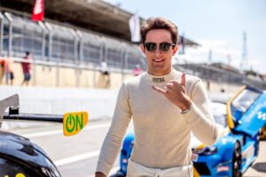 Pedro Lopes: destaque do kart paulista na shifter